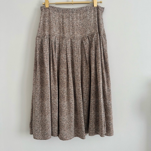 Brooks Brothers Dresses & Skirts - Brooks Brothers Silk Pleated Skirt 6